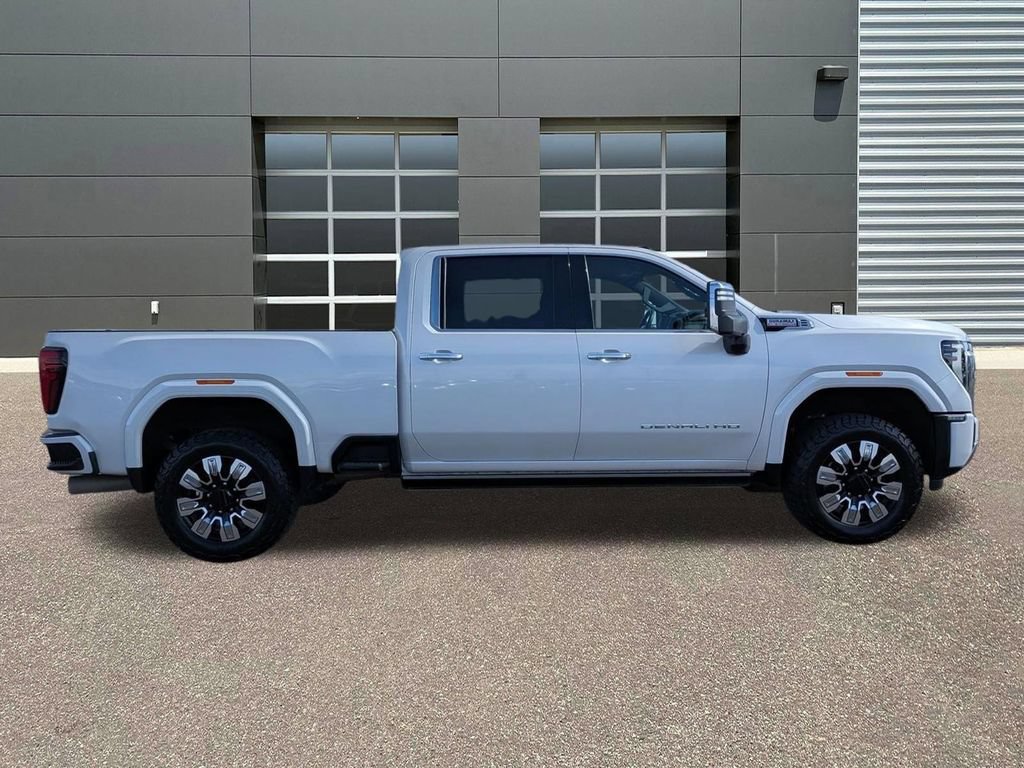 Certified 2024 GMC Sierra 2500 Denali w/ Denali Reserve Package AWD/4WD image 4