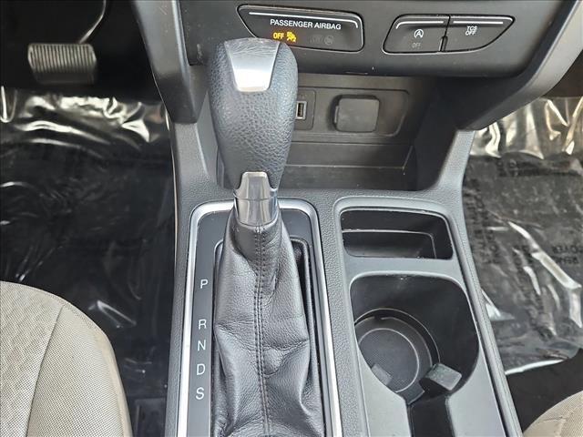 Used 2017 Ford Escape SE image 12