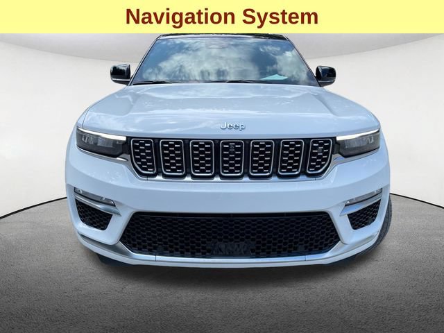 Used 2022 Jeep Grand Cherokee Summit AWD/4WD image 4