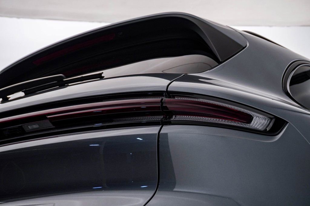 New 2026 Porsche Cayenne image 12