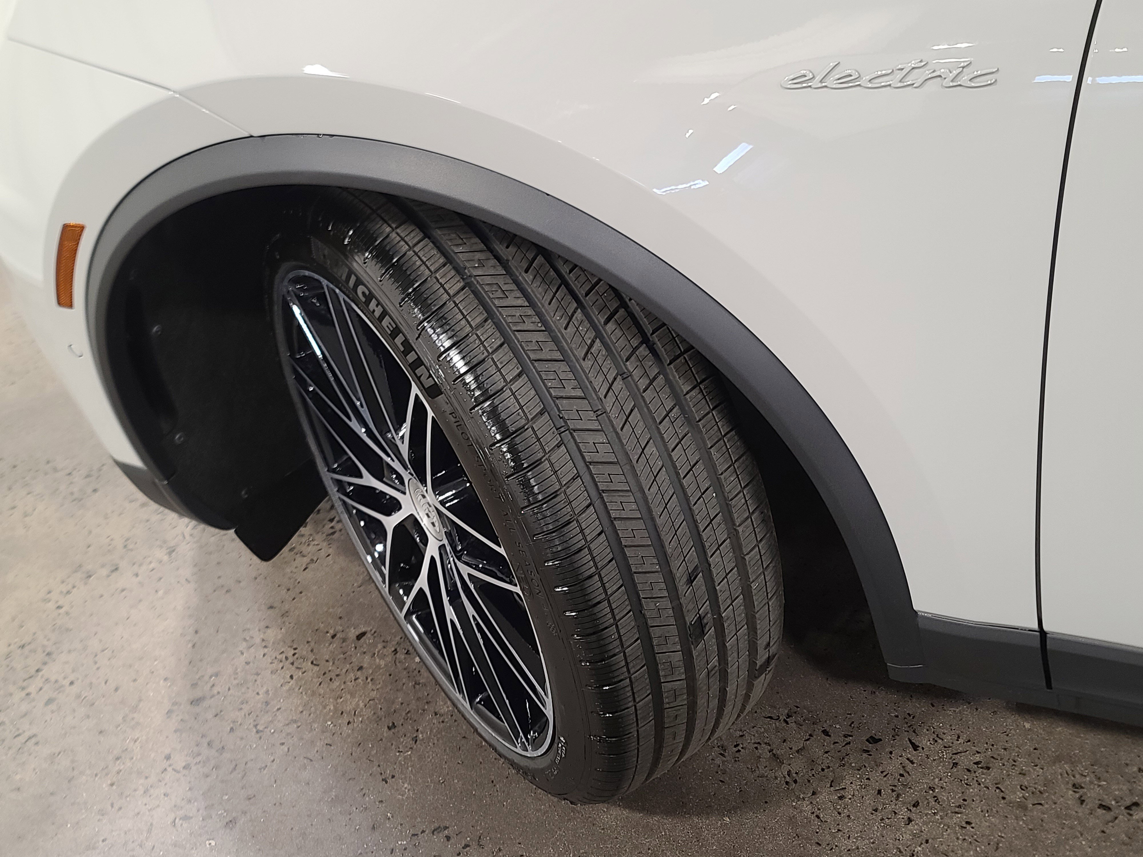 New 2026 Porsche Macan 4 Electric AWD/4WD image 33