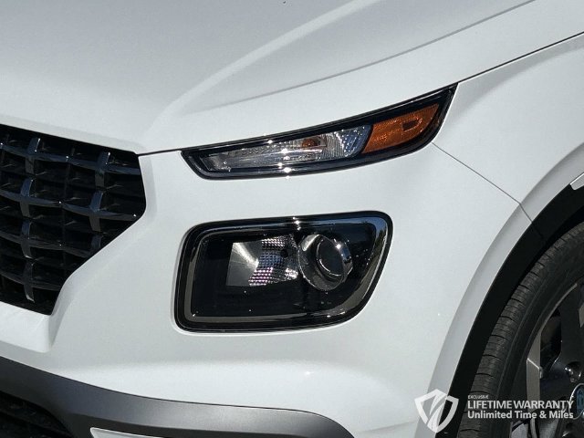 New 2026 Hyundai Venue SEL FWD image 9