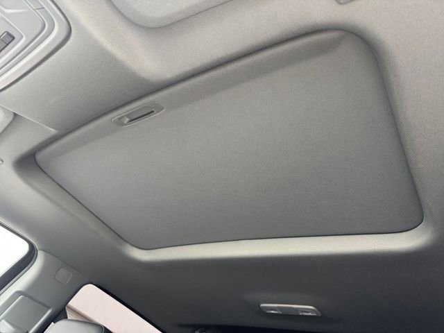 Certified 2025 GMC Sierra 1500 SLT image 22