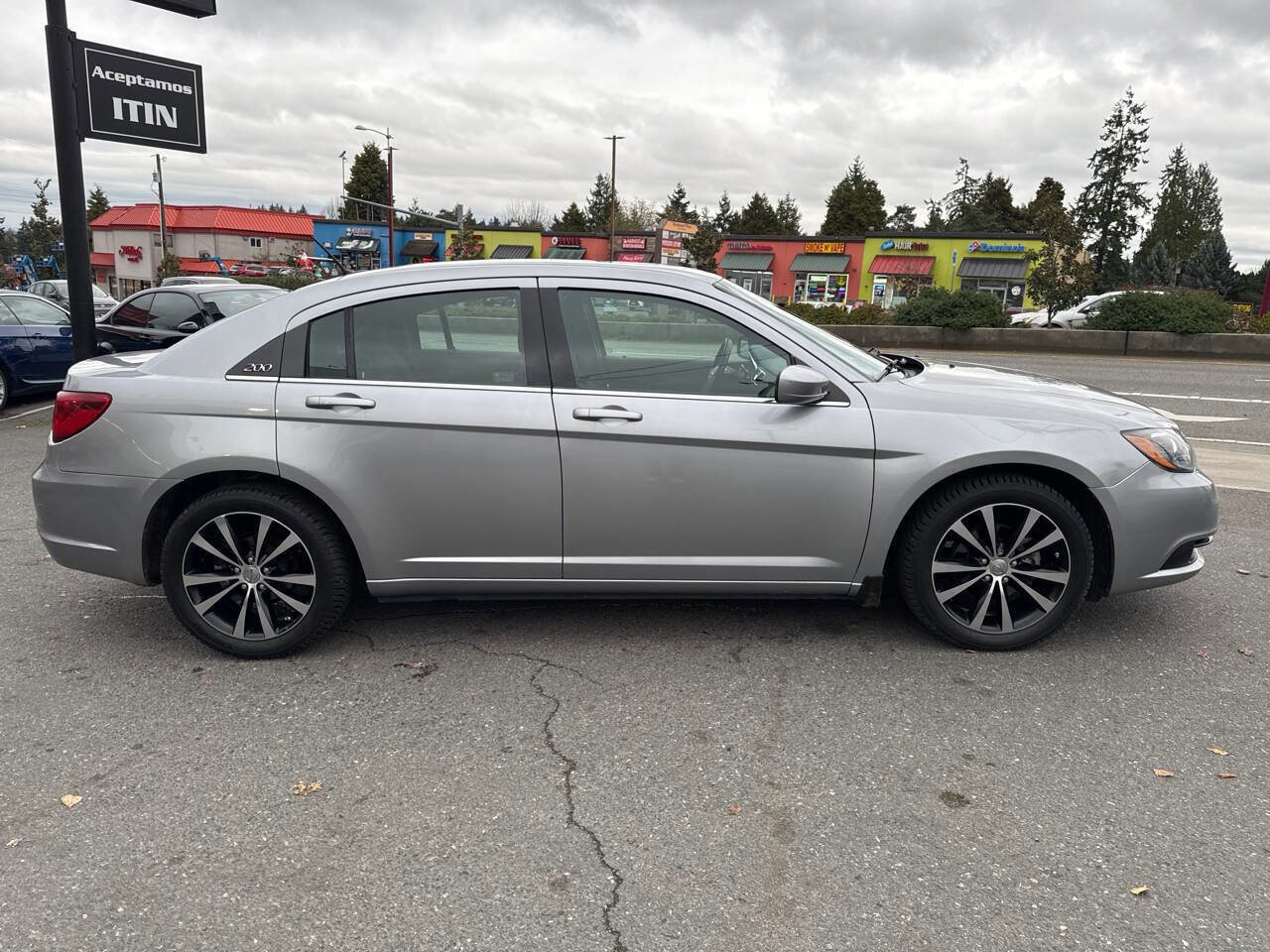 Used 2014 Chrysler 200 Touring w/ 200 S Group image 6