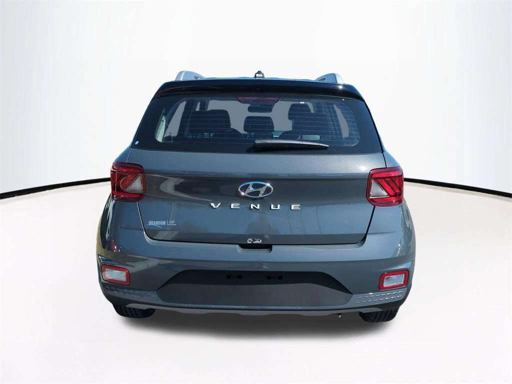 New 2026 Hyundai Venue SEL image 6