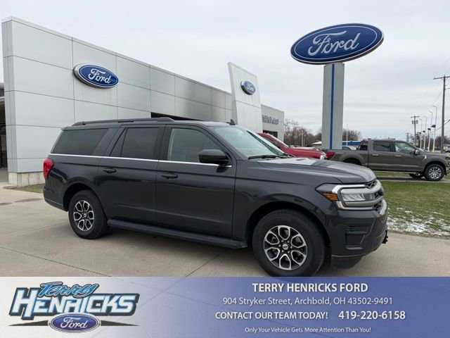 Used 2024 Ford Expedition Max XLT image 1