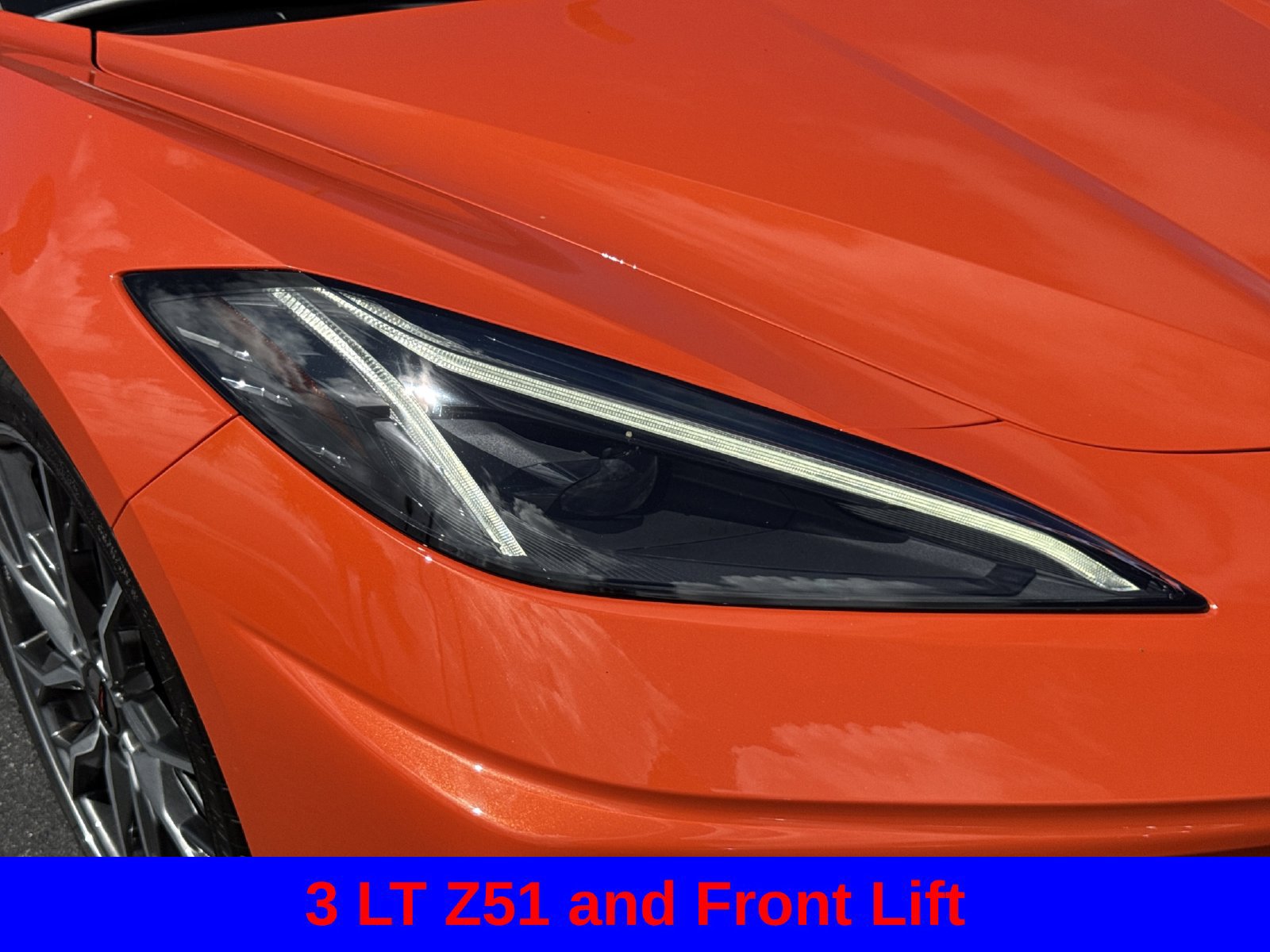 Used 2025 Chevrolet Corvette Stingray Premium Conv w/ Z51 Performance Package RWD image 10