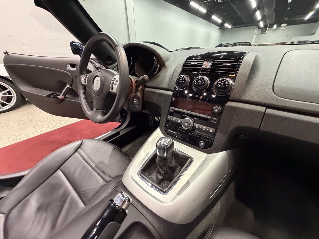 Used 2007 Saturn Sky Red Line RWD image 35