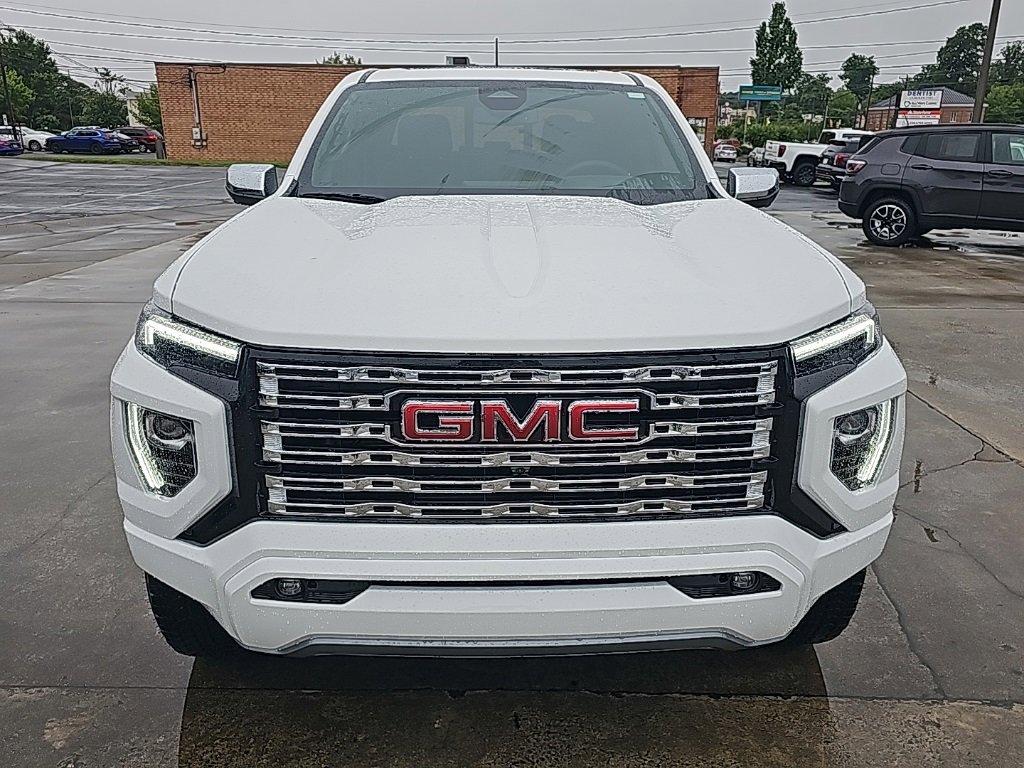 Certified 2025 GMC Canyon Denali image 3