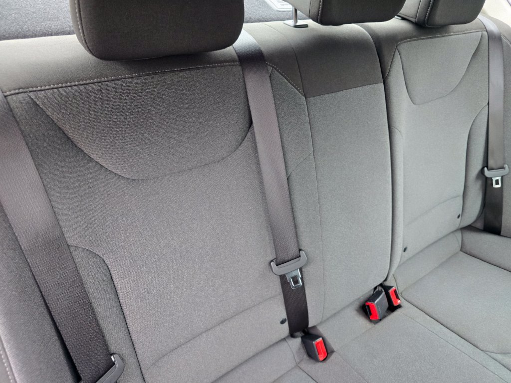 Used 2025 Kia K4 FWD image 17