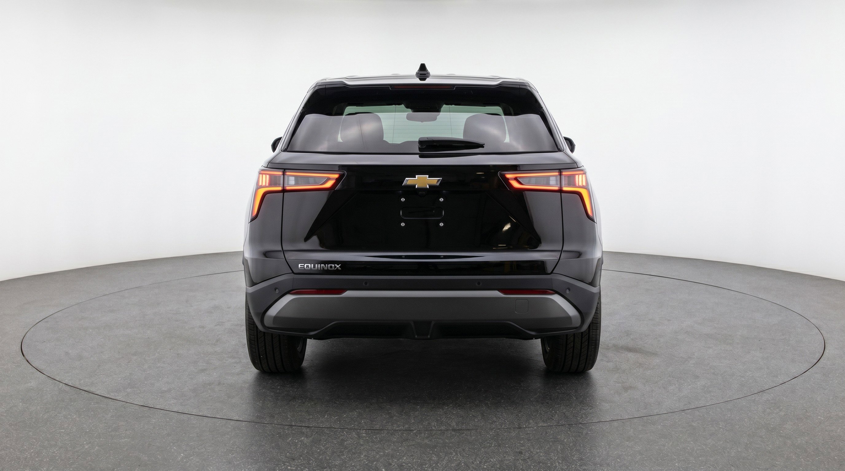Used 2025 Chevrolet Equinox LT FWD image 7