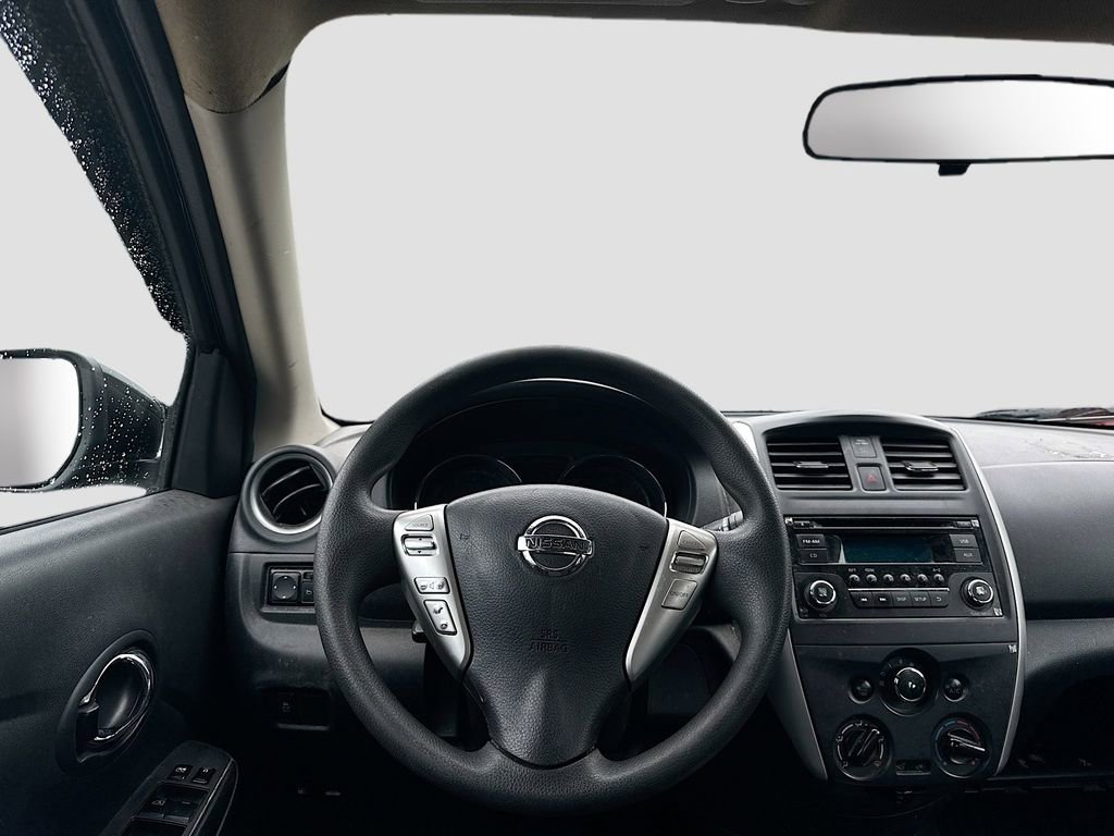 Used 2018 Nissan Versa SV FWD image 16