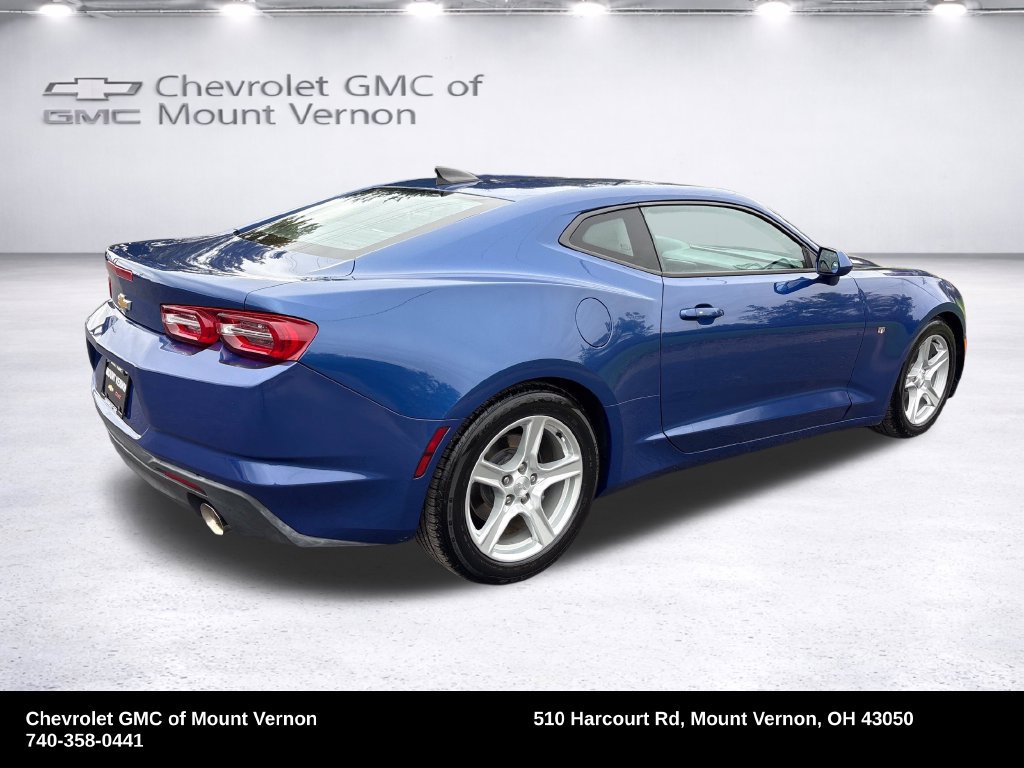 Used 2021 Chevrolet Camaro LT RWD image 5
