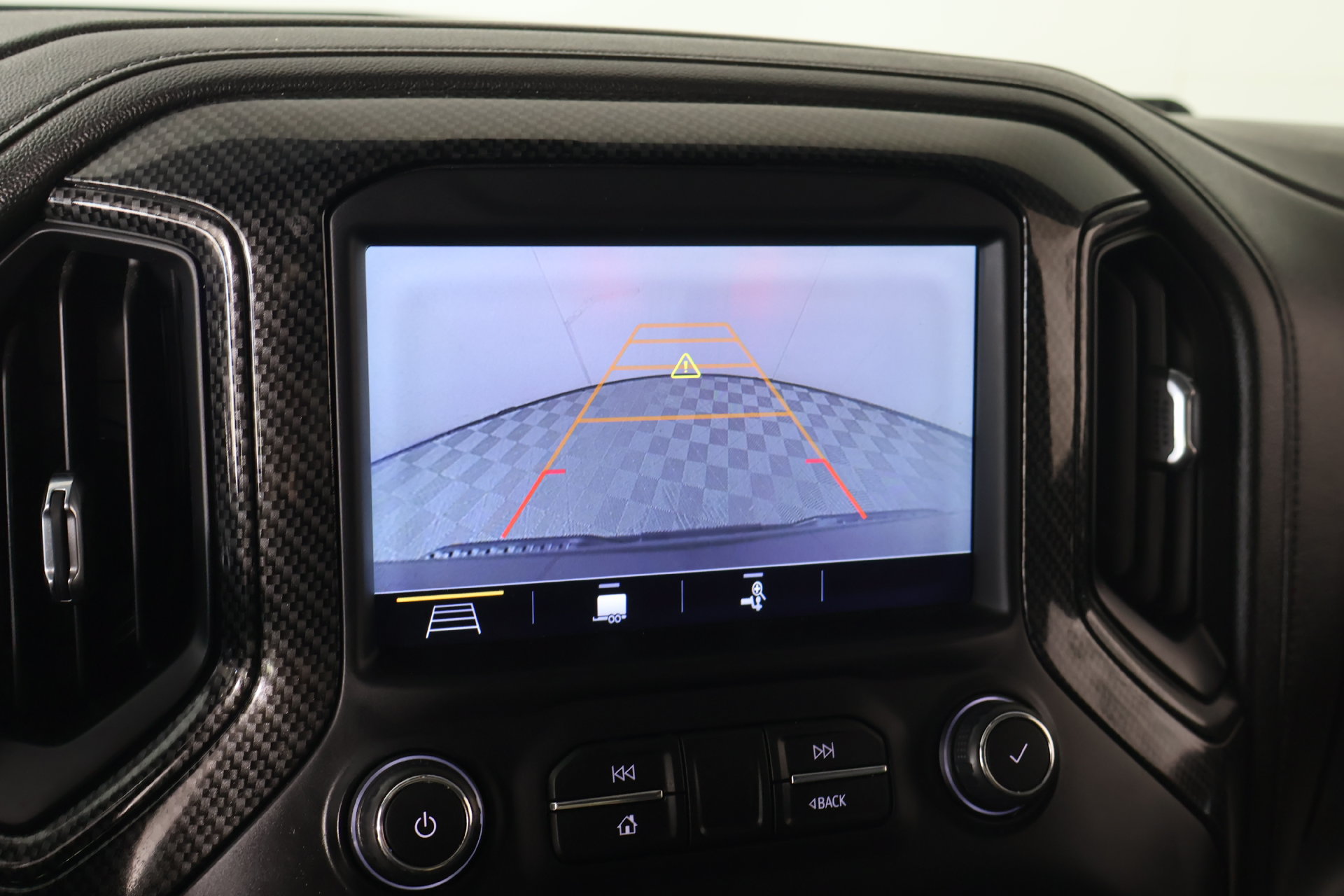 Used 2019 Chevrolet Silverado 1500 LTZ w/ LTZ Plus Package AWD/4WD image 6