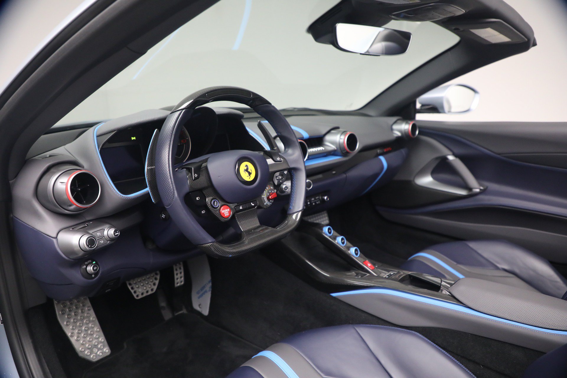 Certified 2022 Ferrari 812 GTS RWD image 13