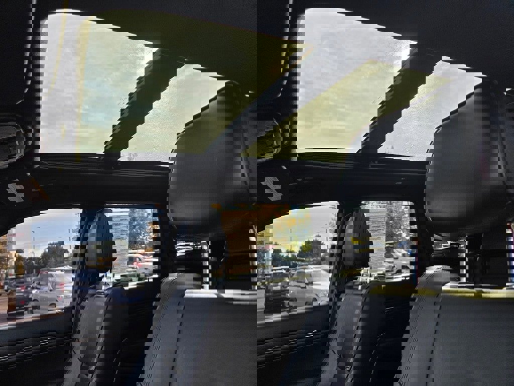 Used 2018 Jeep Grand Cherokee High Altitude image 23