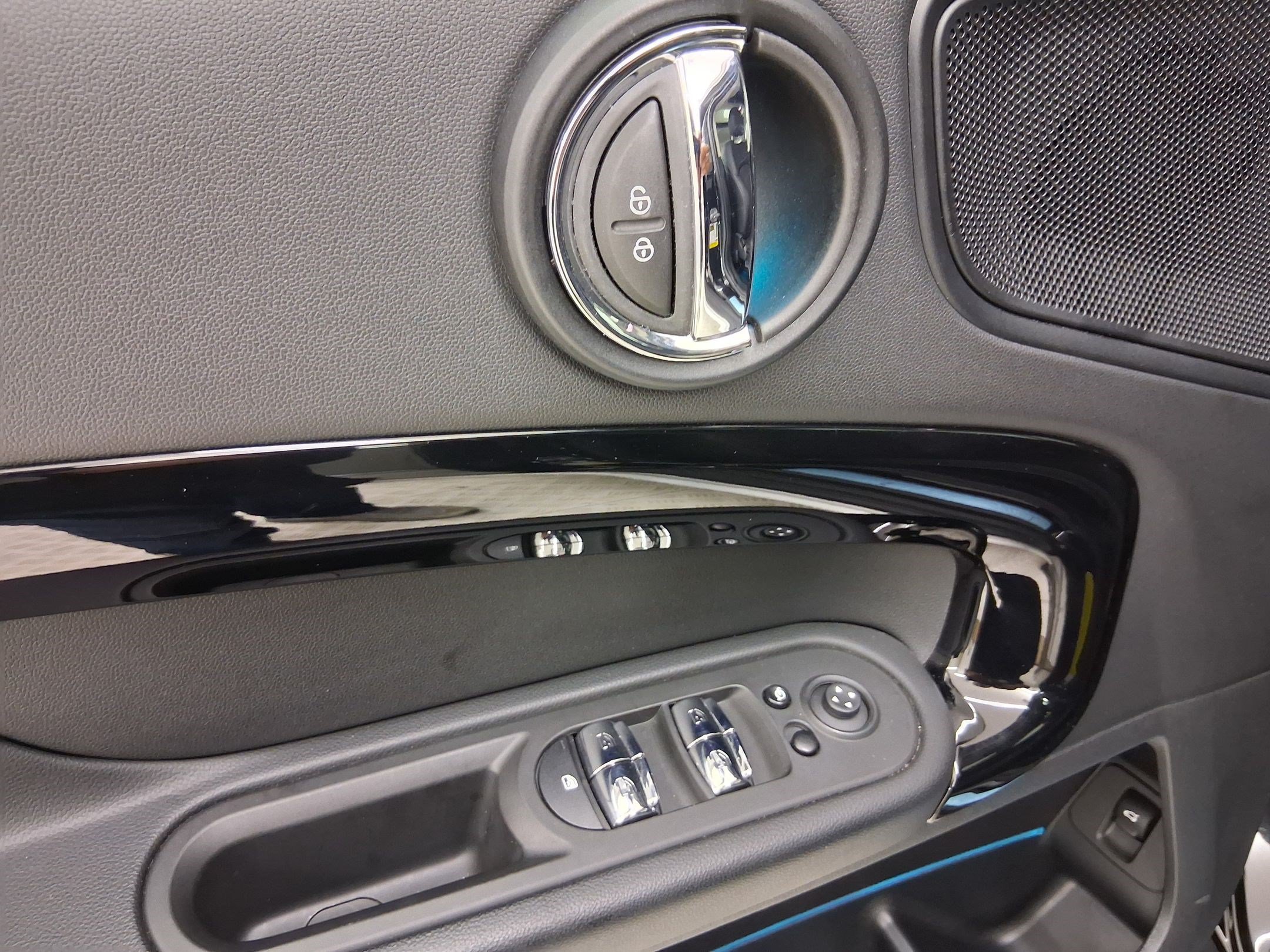Used 2024 MINI Cooper Countryman S FWD image 27
