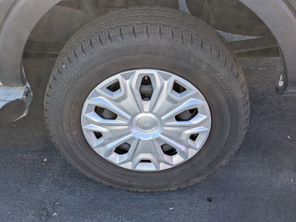 Used 2024 Ford Transit 250 Low Roof w/ Exterior Upgrade Package image 25