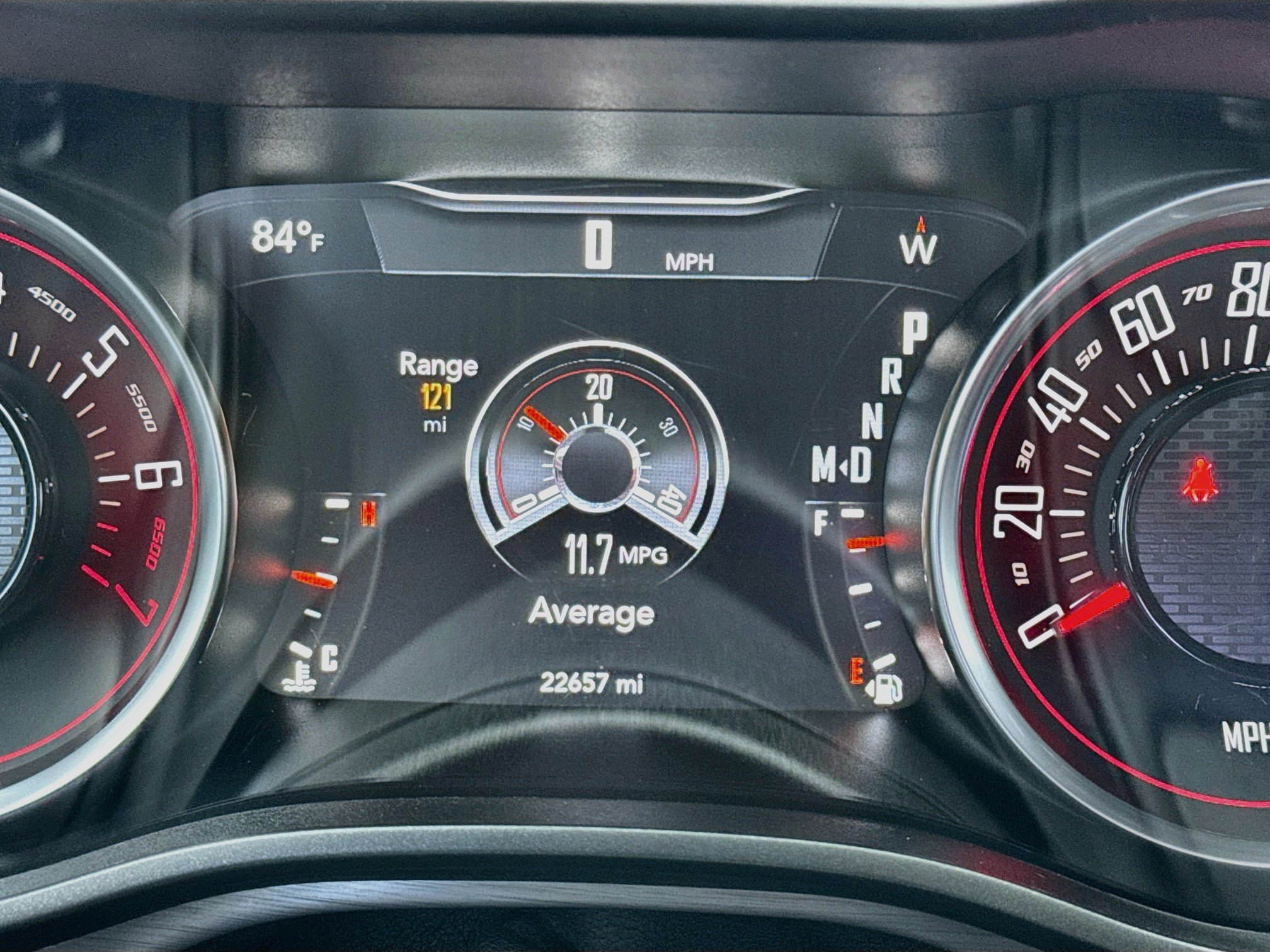 Used 2016 Dodge Challenger SXT RWD image 8