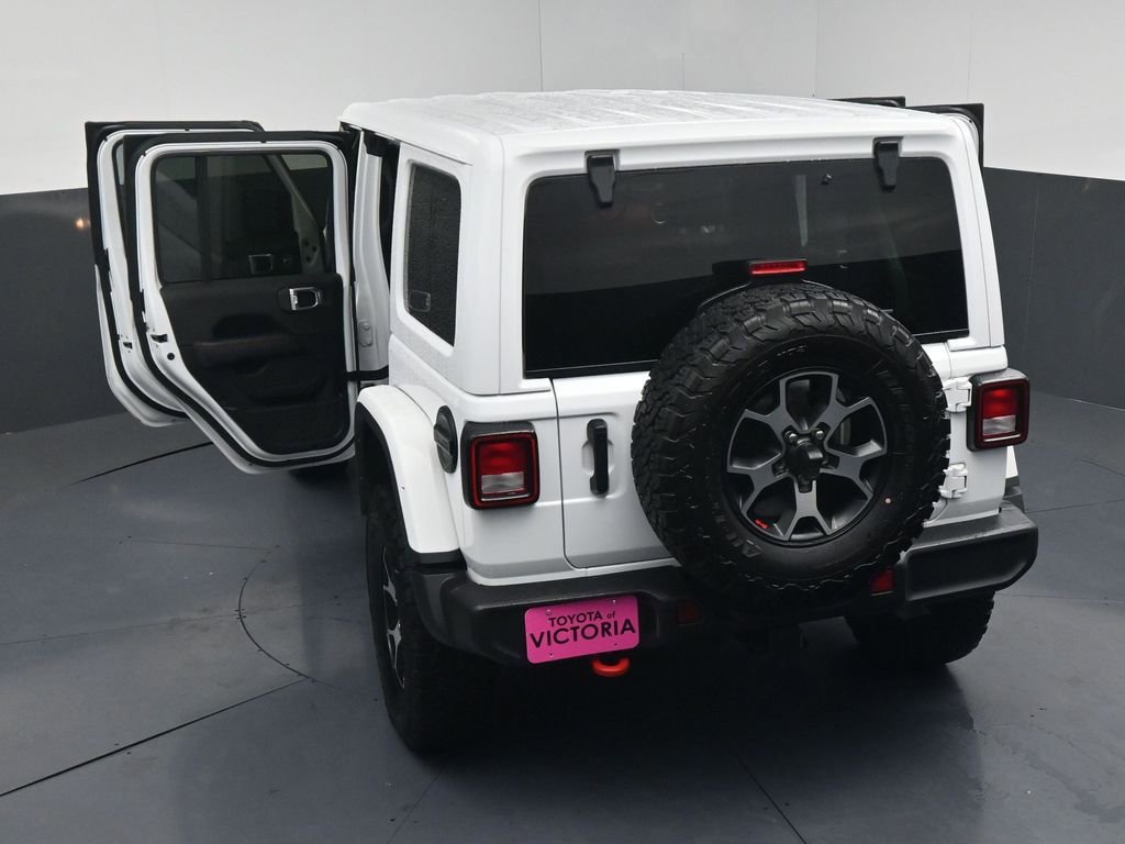 Used 2022 Jeep Wrangler Unlimited Rubicon w/ Cold Weather Group AWD/4WD image 25