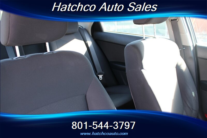 Used 2012 Kia Forte EX FWD image 18