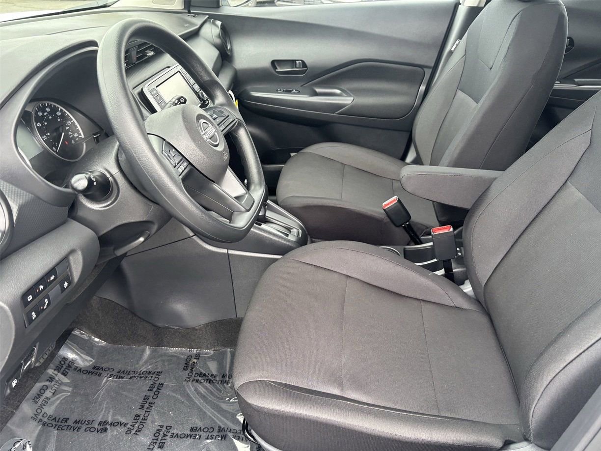 New 2025 Nissan Kicks Play S image 22