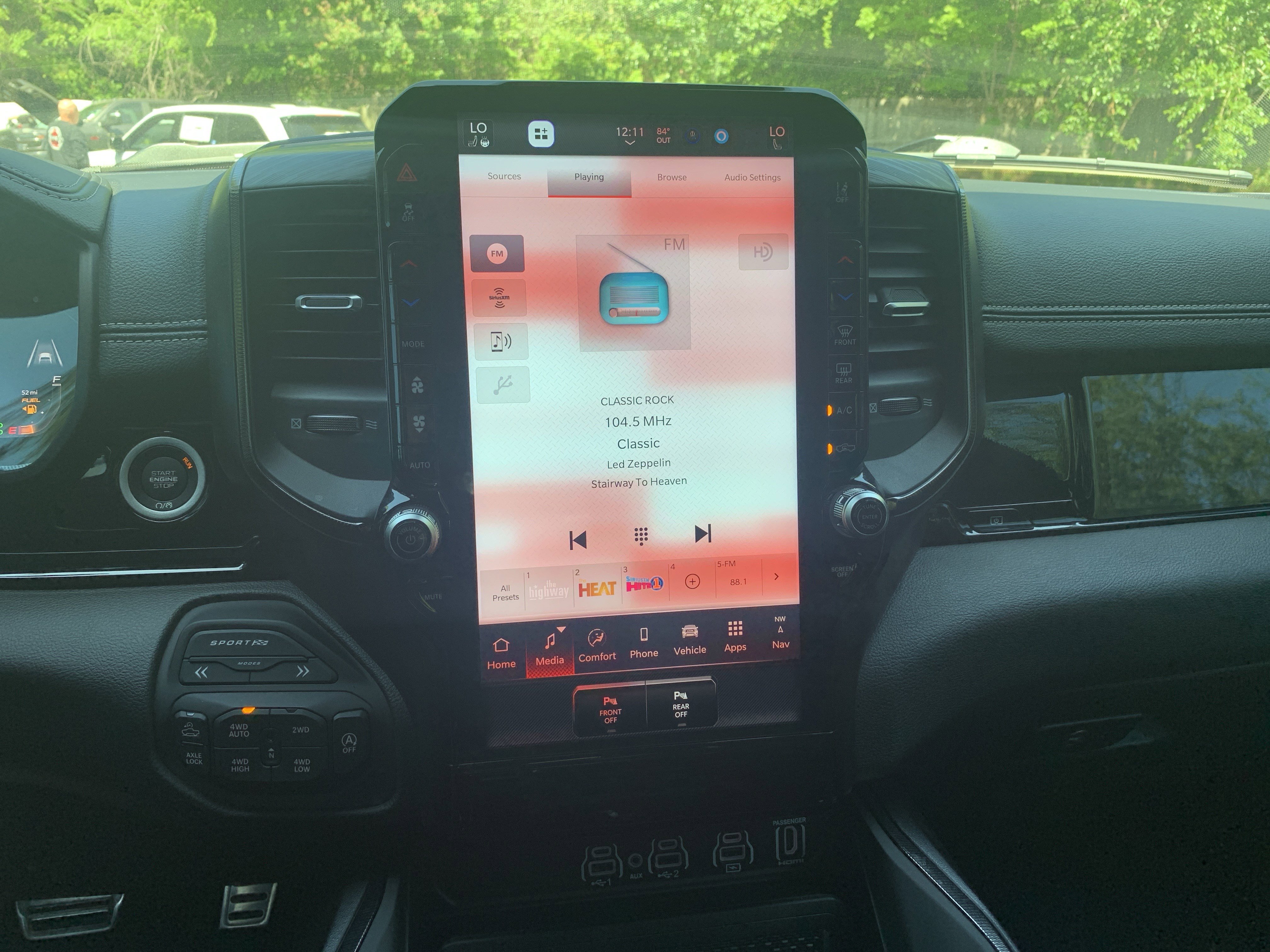 Used 2026 RAM 1500 Rebel w/ G/T Package AWD/4WD image 31