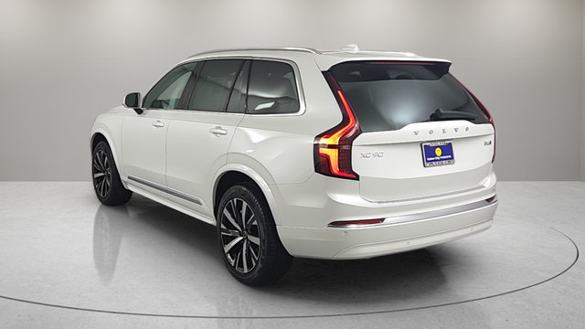 Certified 2025 Volvo XC90 B6 Core w/ Protection Package Premier AWD/4WD image 5