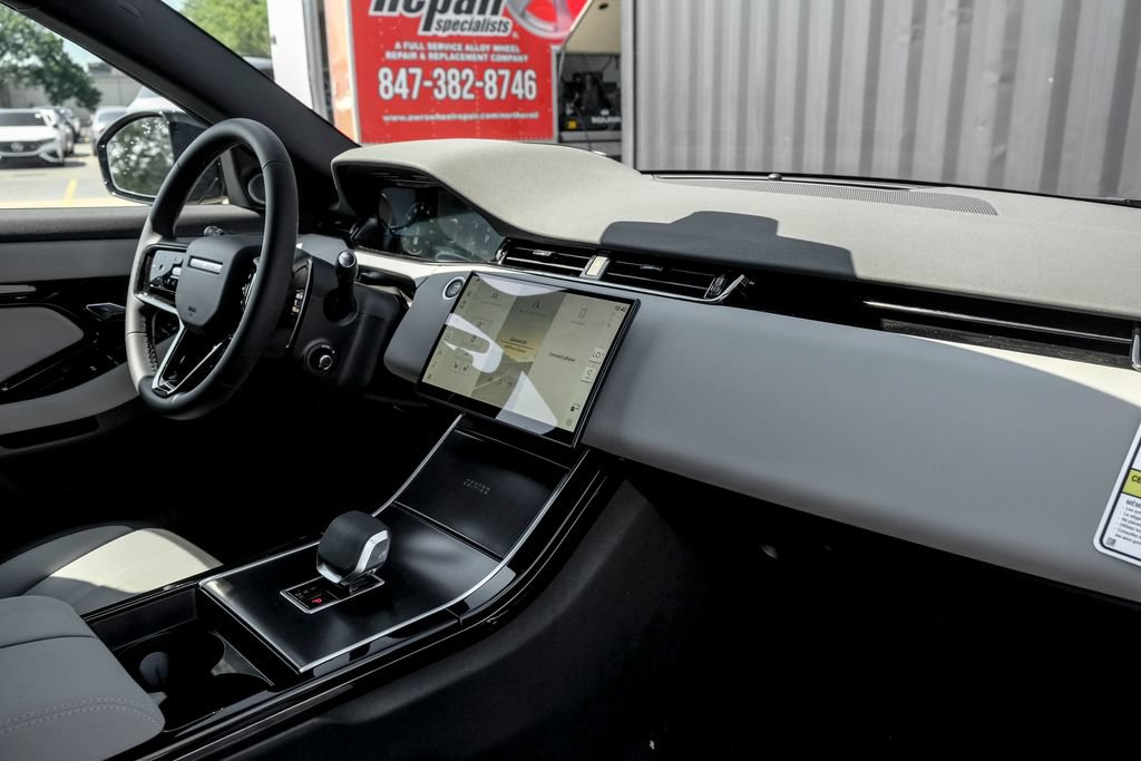 New 2026 Land Rover Range Rover Evoque Hoxton AWD/4WD image 23