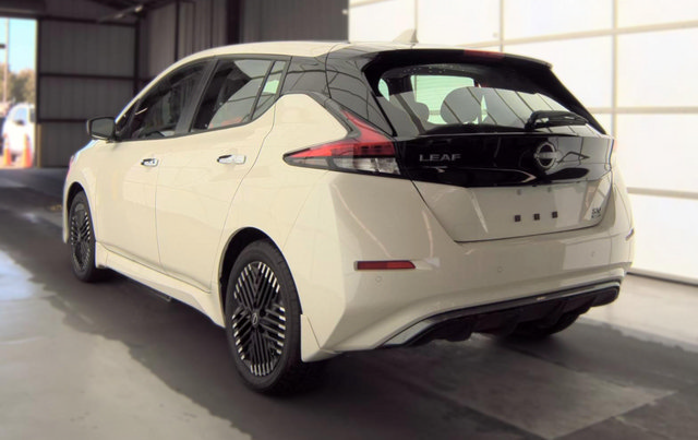 Used 2025 Nissan Leaf SV Plus FWD image 4