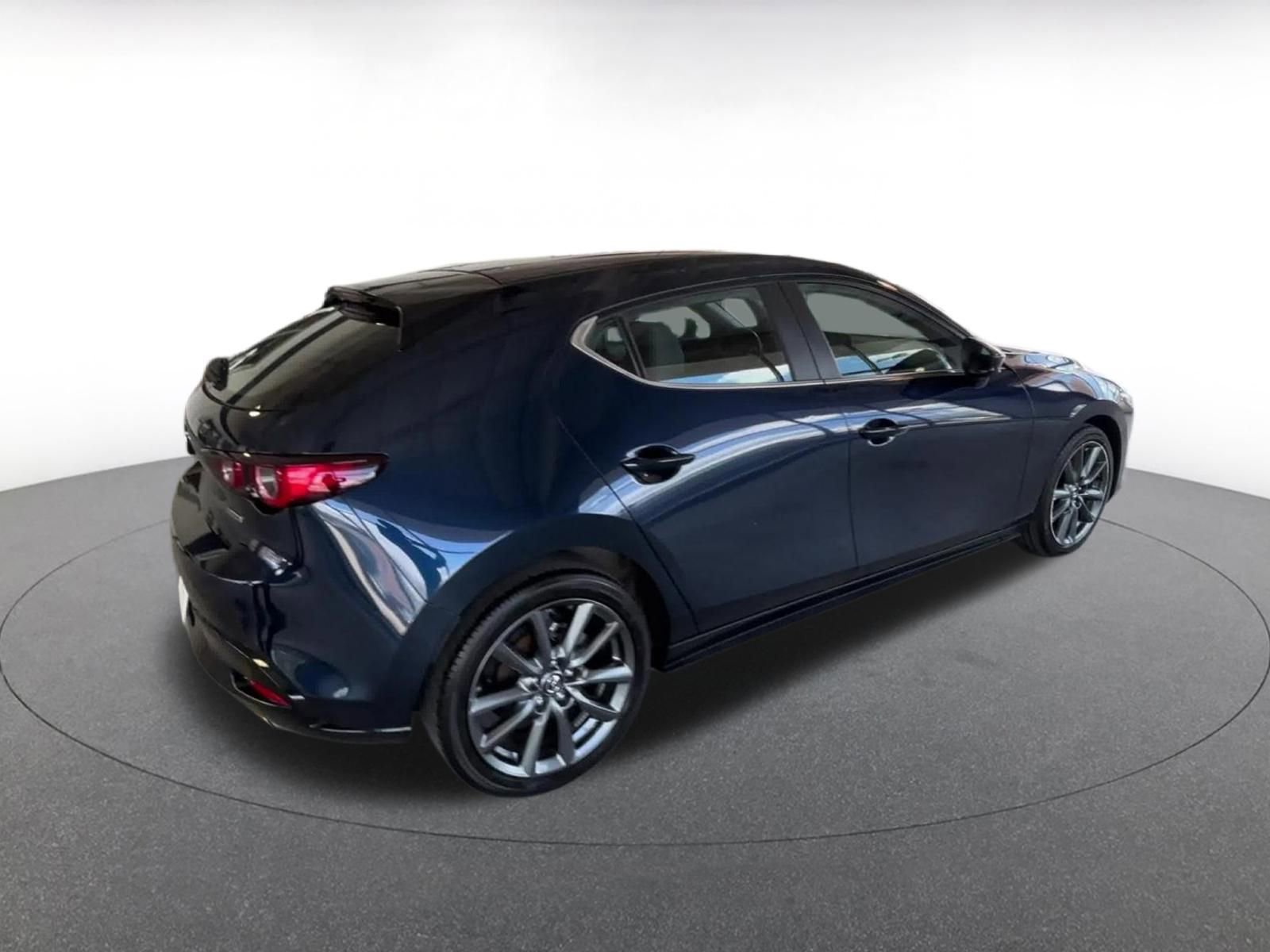 Used 2024 MAZDA MAZDA3 s FWD image 13