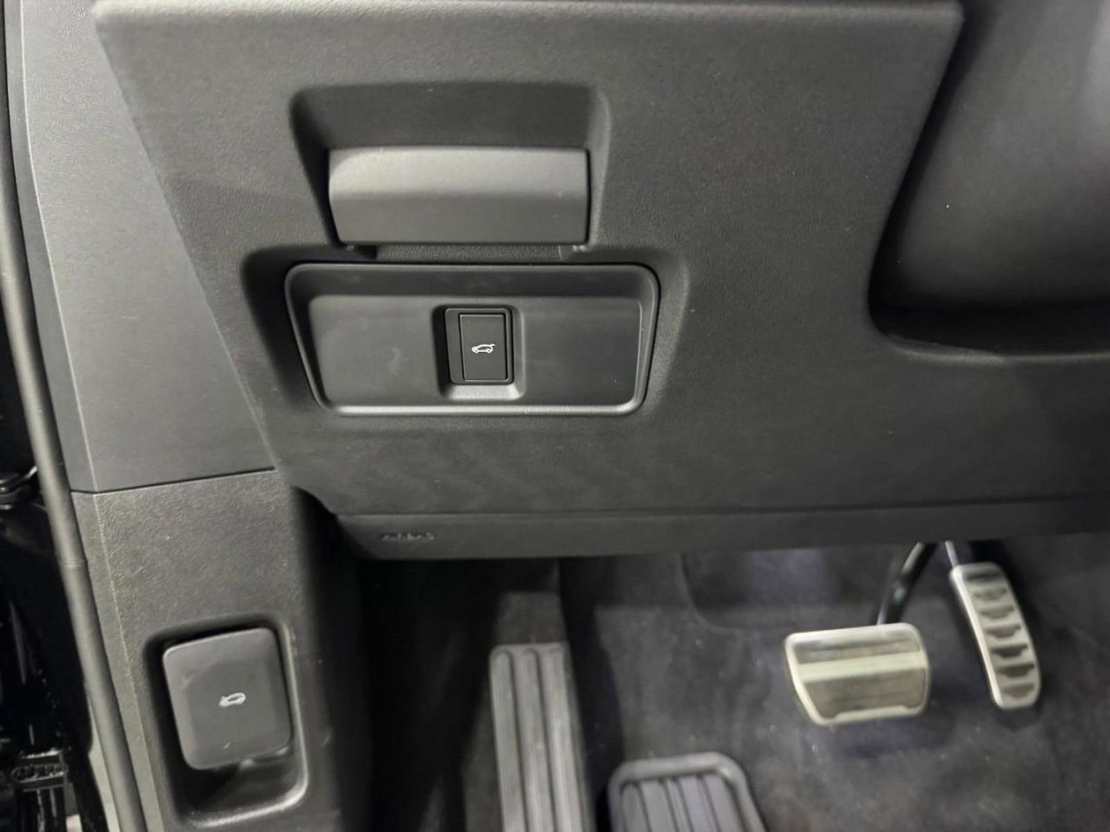 New 2026 Land Rover Range Rover Evoque Dynamic SE image 27