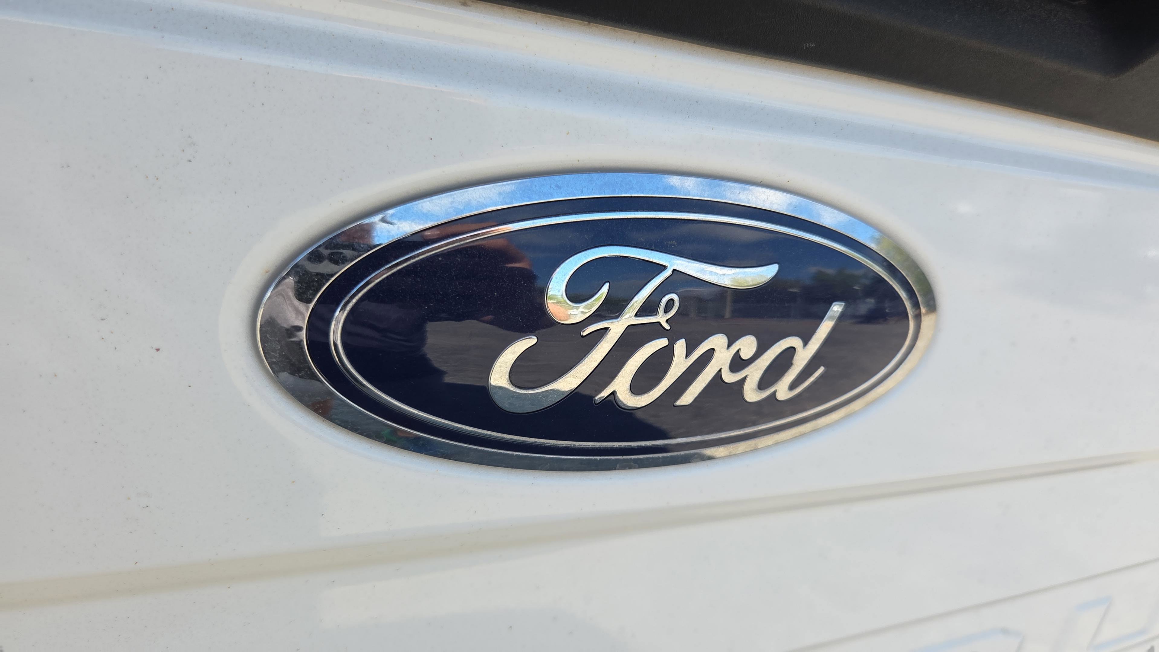 Used 2022 Ford F250 Lariat w/ Lariat Ultimate Package image 16