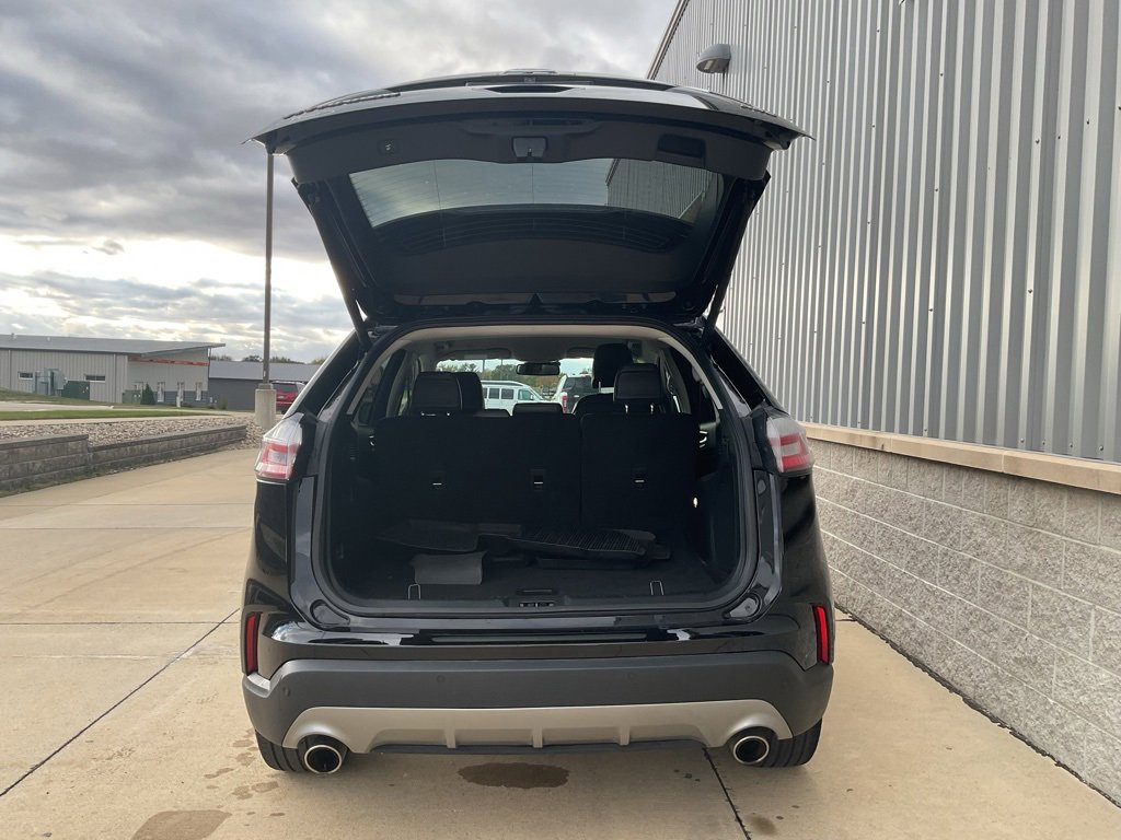 Used 2024 Ford Edge Titanium w/ Equipment Group 301A image 22