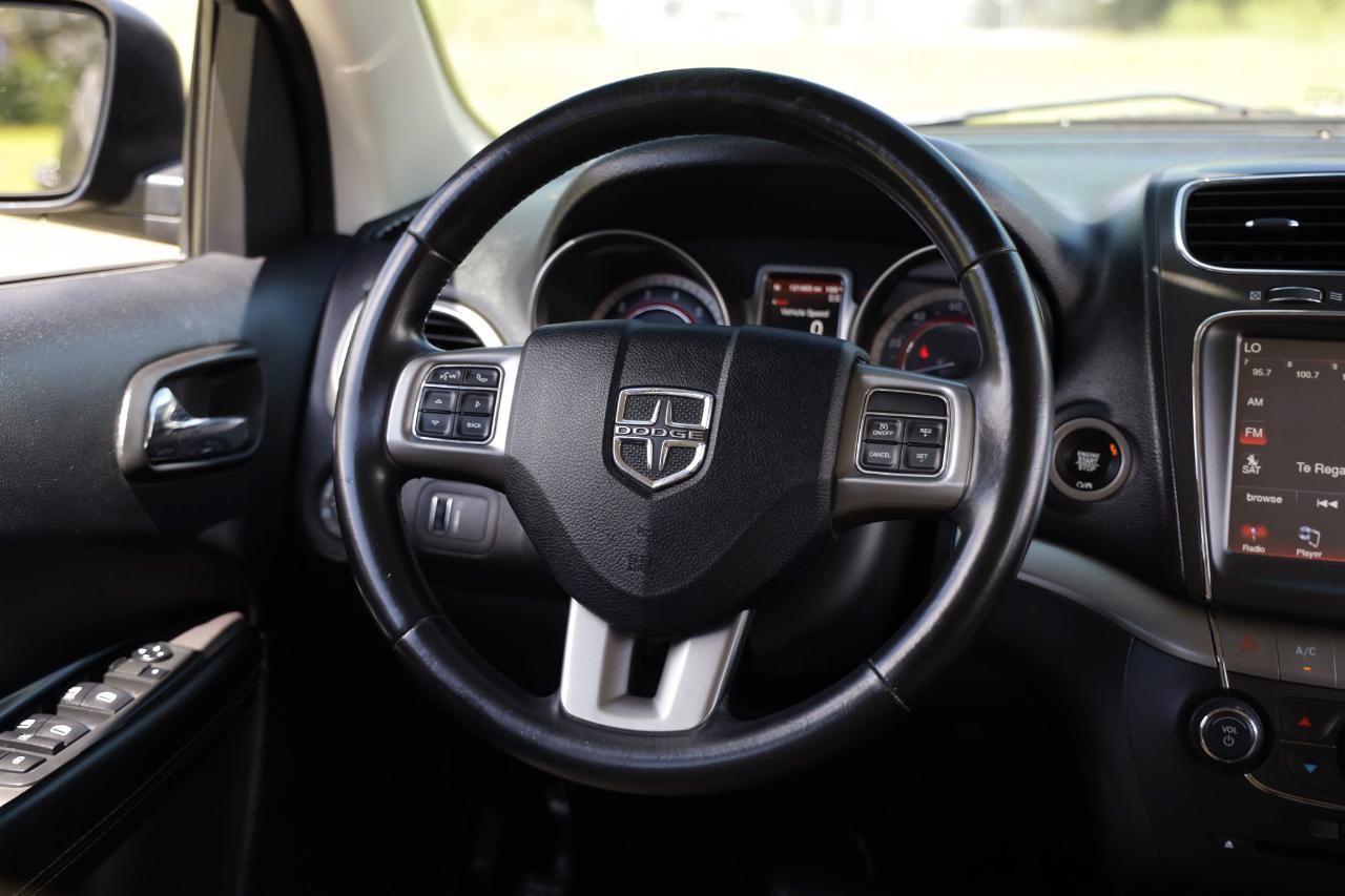 Used 2018 Dodge Journey Crossroad AWD/4WD image 28