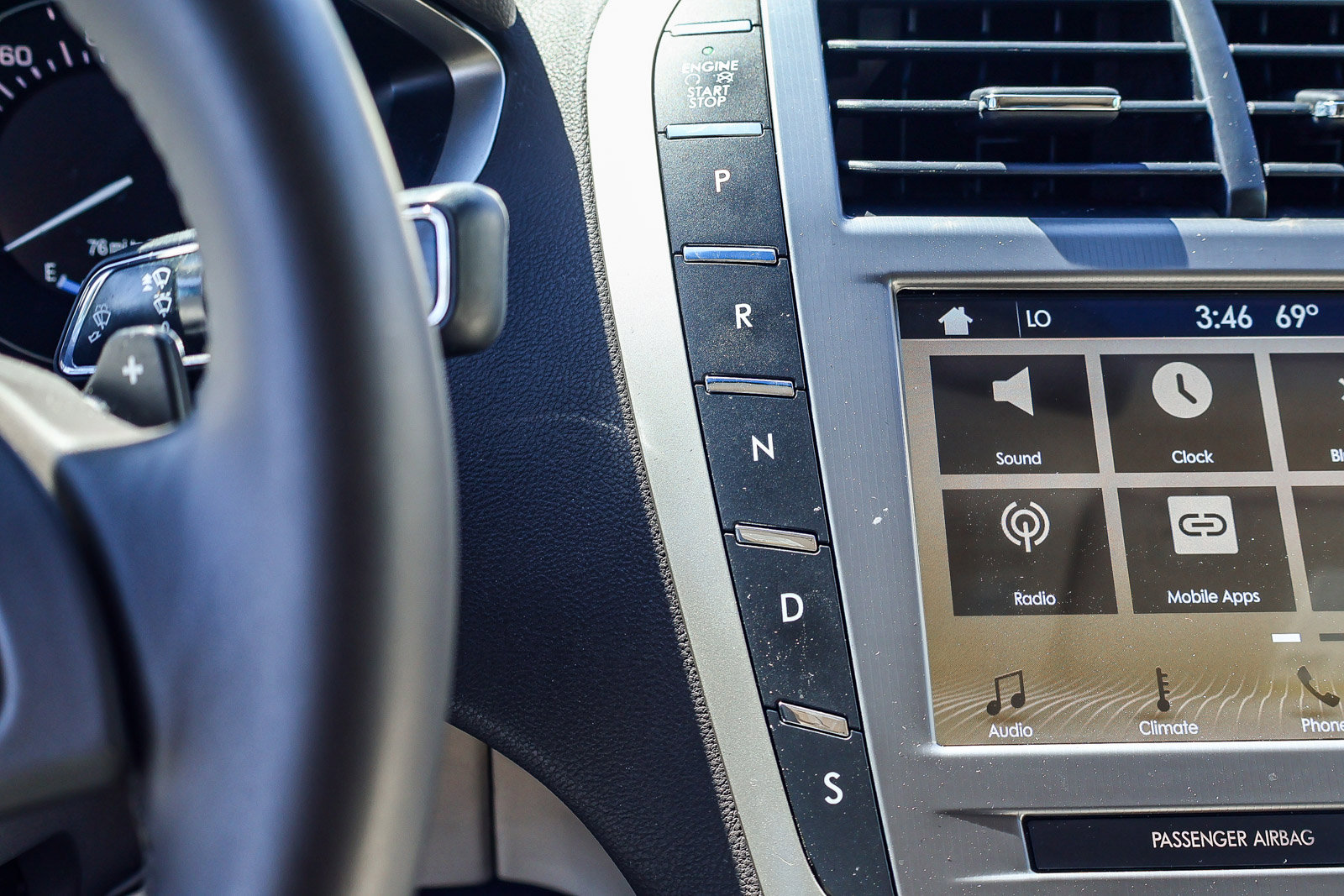 Used 2017 Lincoln MKZ Premiere image 10