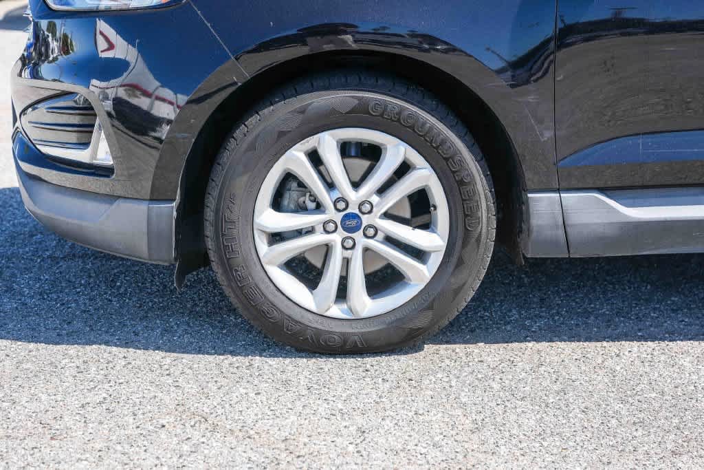 Used 2019 Ford Edge SEL w/ Equipment Group 201A FWD image 11