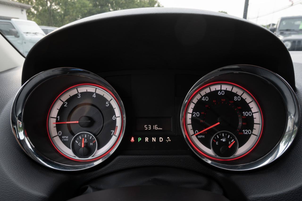 Used 2017 Dodge Grand Caravan SE w/ Power Window Group FWD image 2