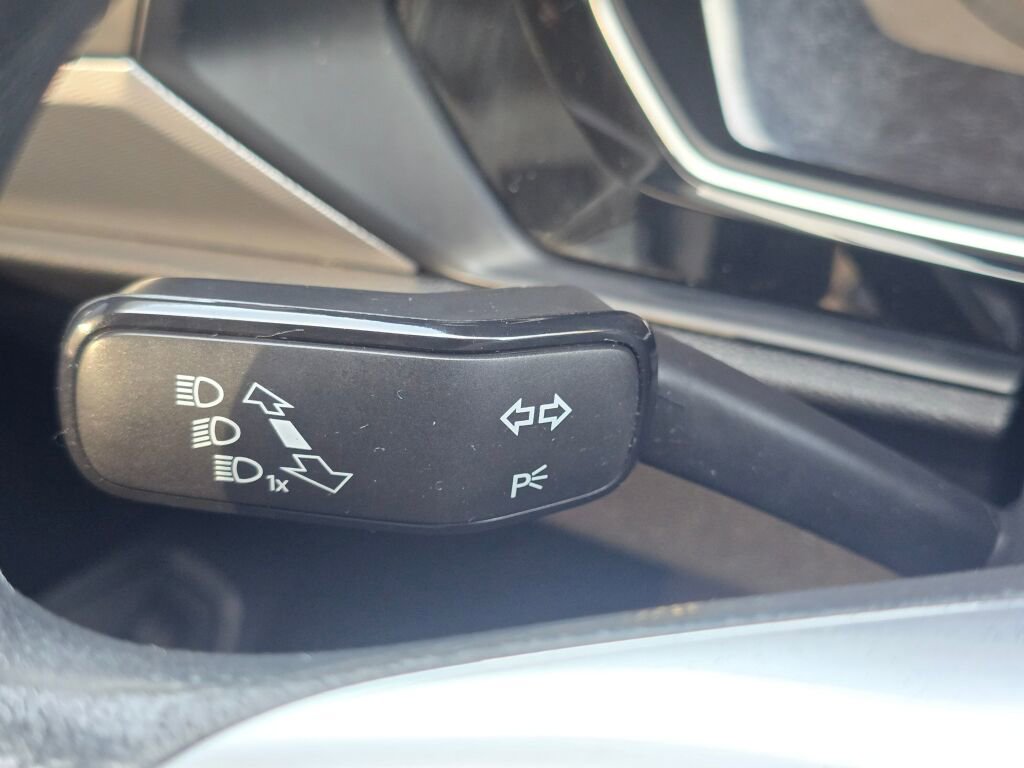 Used 2019 Volkswagen Jetta R-Line image 30