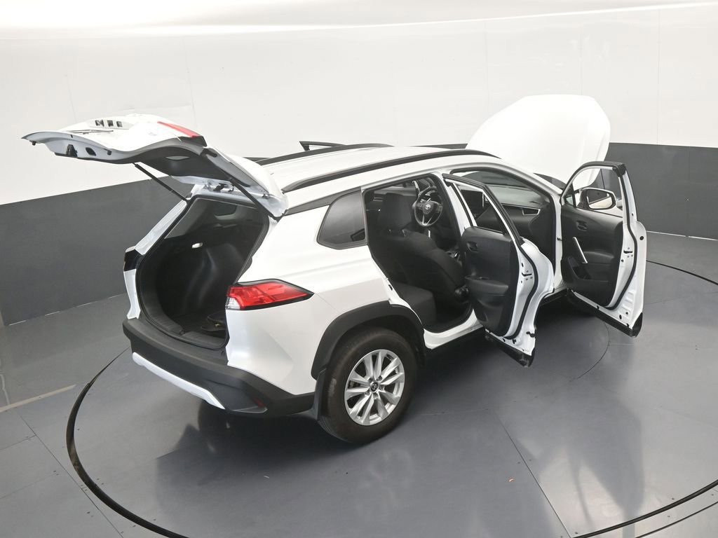 Used 2024 Toyota Corolla Cross LE FWD image 68