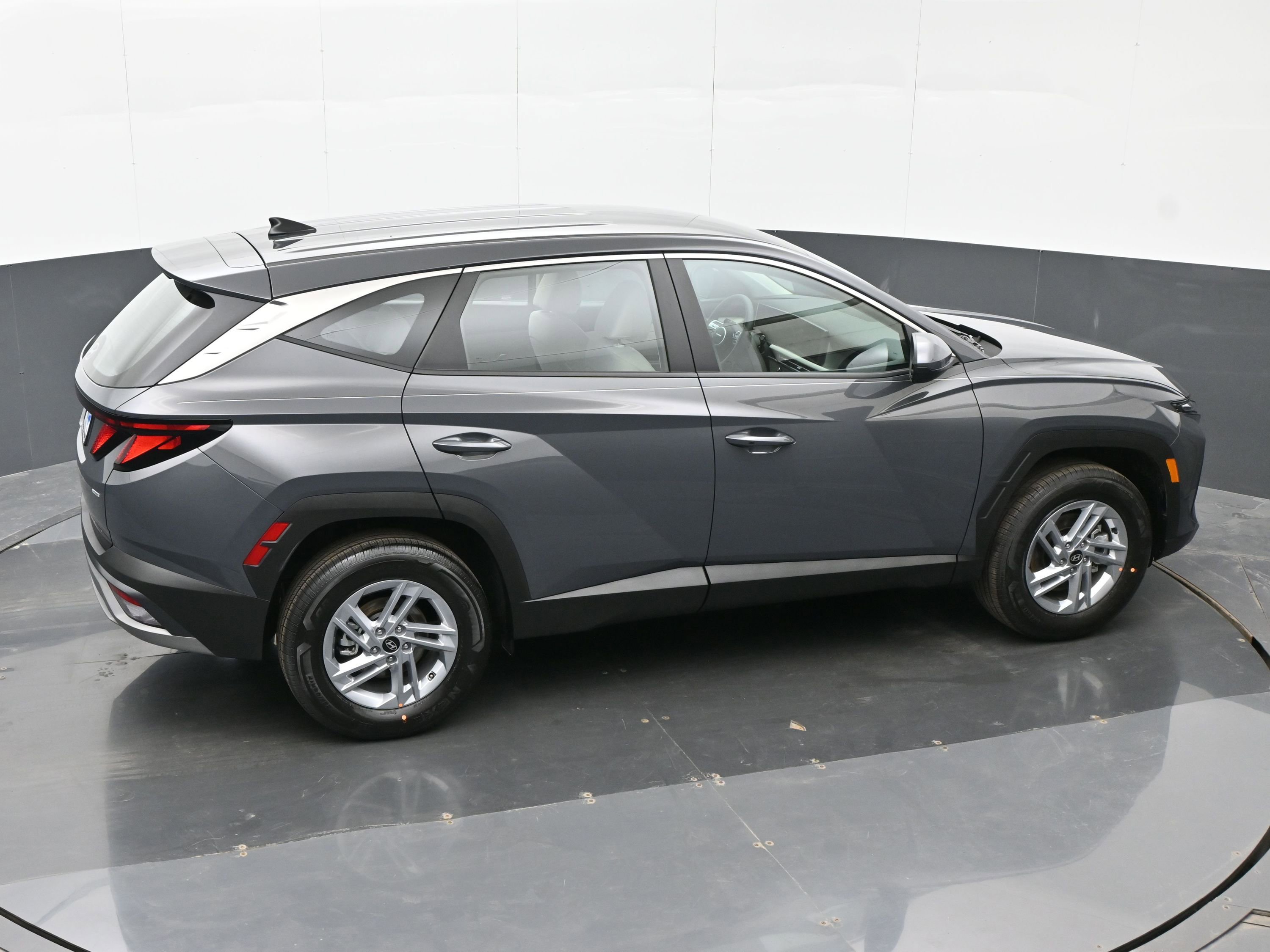 Certified 2026 Hyundai Tucson SE AWD/4WD image 32