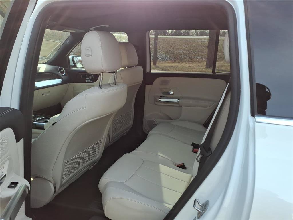 New 2026 Mercedes-Benz GLB 250 4MATIC image 24
