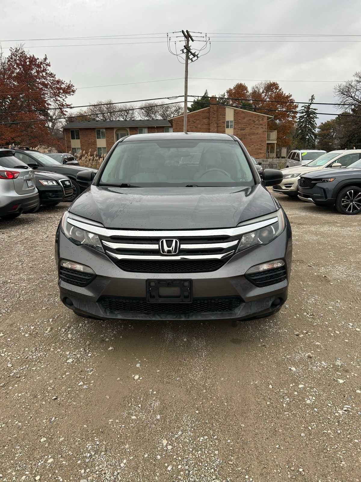 Used 2016 Honda Pilot LX image 2