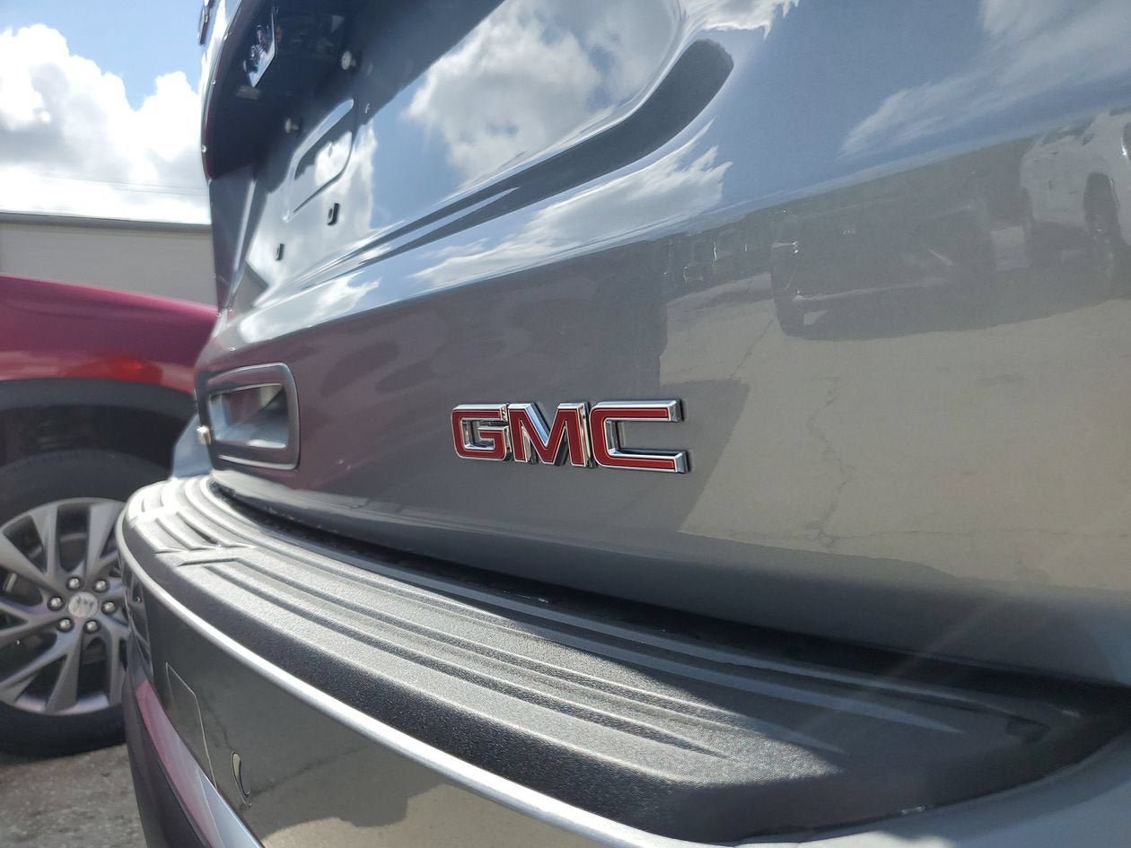 New 2026 GMC Yukon XL Denali w/ Denali Reserve Package AWD/4WD image 7