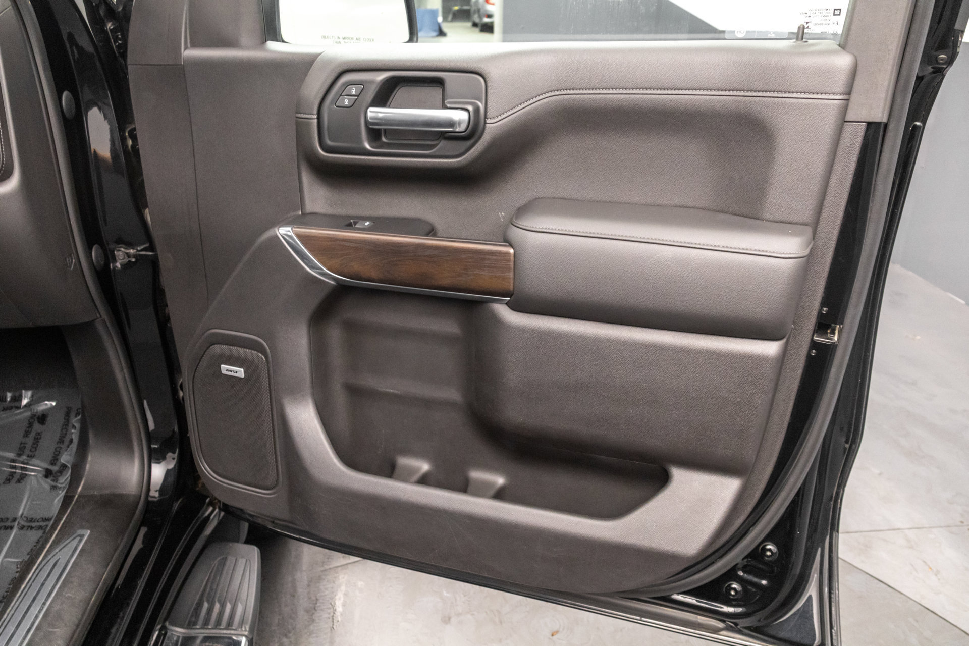 Used 2019 GMC Sierra 1500 SLT w/ SLT Premium Package AWD/4WD image 39