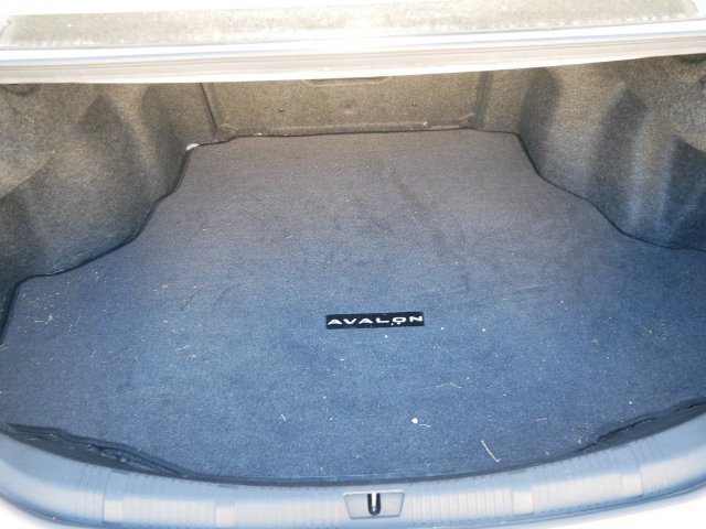 Used 2014 Toyota Avalon Limited FWD image 10