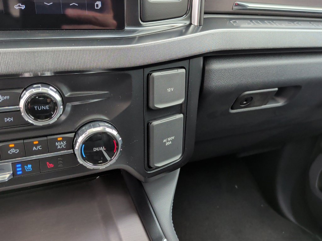 New 2027 Ford F250 Platinum w/ FX4 Off-Road Package AWD/4WD image 34