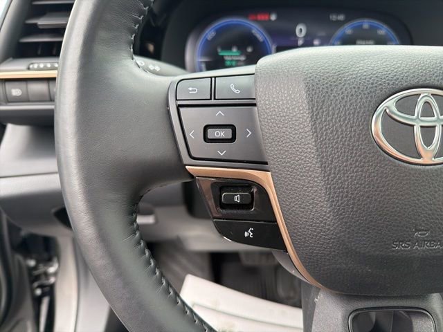 Certified 2023 Toyota Crown Limited image 24