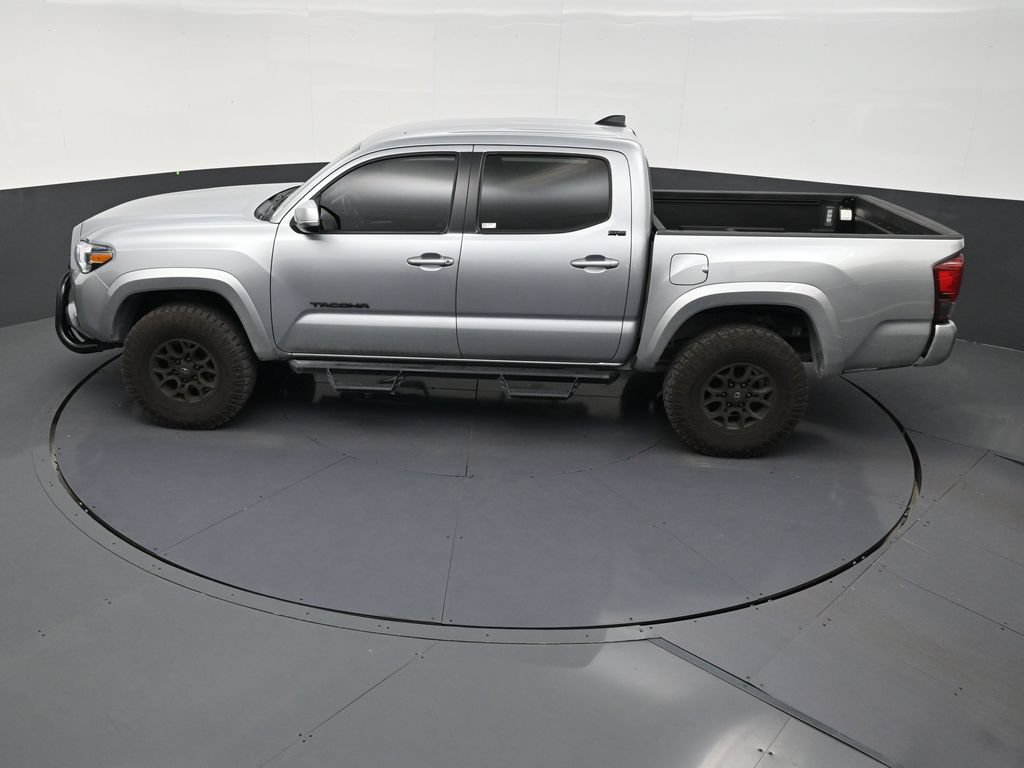 Used 2022 Toyota Tacoma SR5 w/ Technology Package RWD image 13