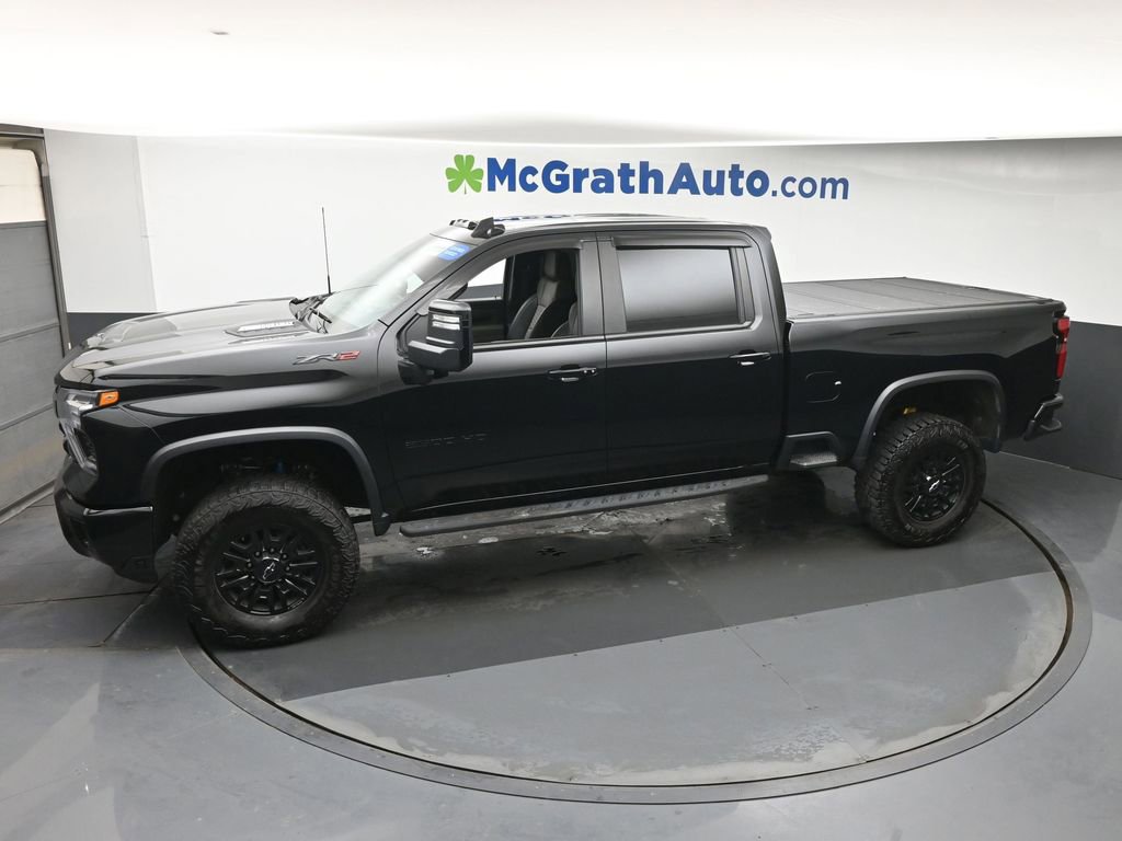 Used 2024 Chevrolet Silverado 2500 ZR2 w/ Technology Package AWD/4WD image 21